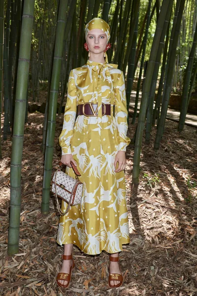 Look 29